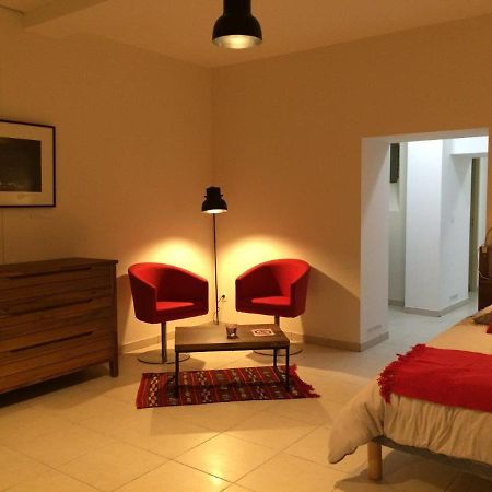 Le Studio Du Chateau Auriac-sur-Vendinelle Экстерьер фото